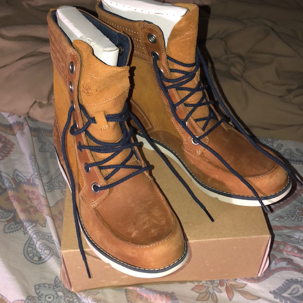 Take a look at these boots they are a must have ‼️